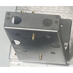 Bracket Square SS for Plastic Housings